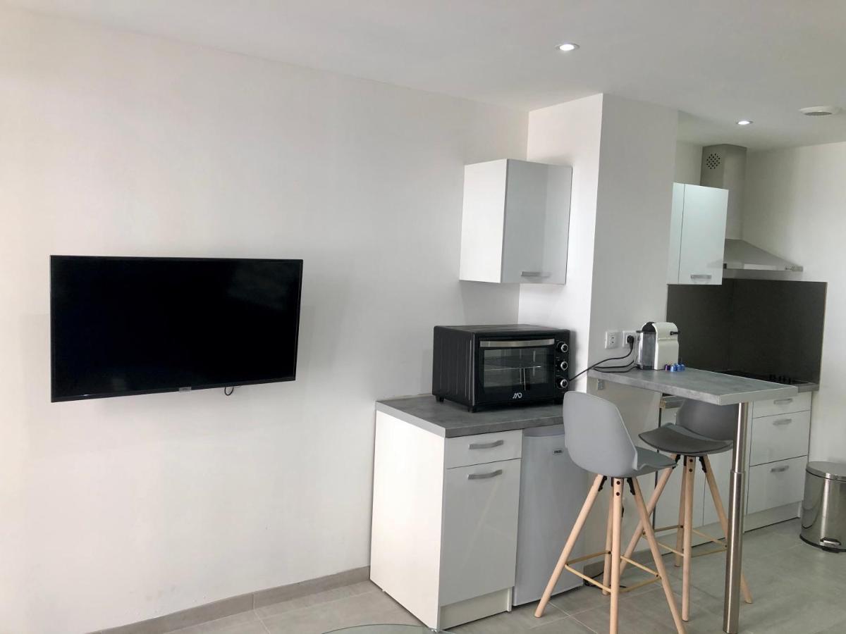 Provencal Studio Netflix Appart-Hotel-Provence La Fare-les-Oliviers Екстериор снимка