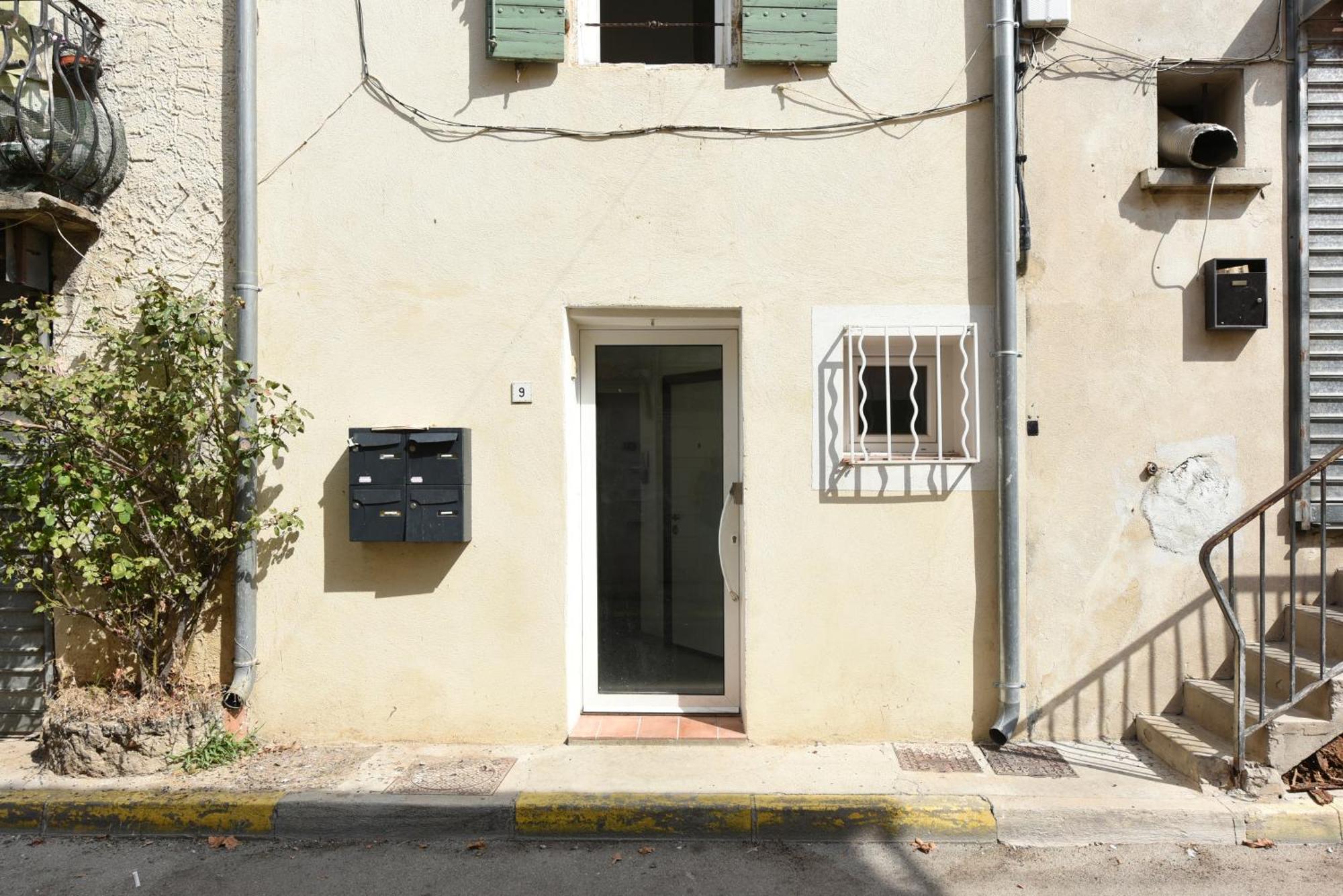 Provencal Studio Netflix Appart-Hotel-Provence La Fare-les-Oliviers Екстериор снимка